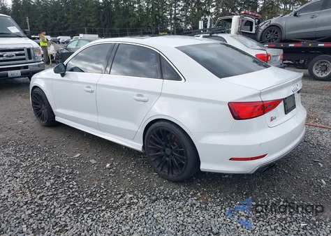 2015 Audi S3 2.0T Premium Plus z USA, uszkodzony, nr VIN WAUFFGFF1F1109967